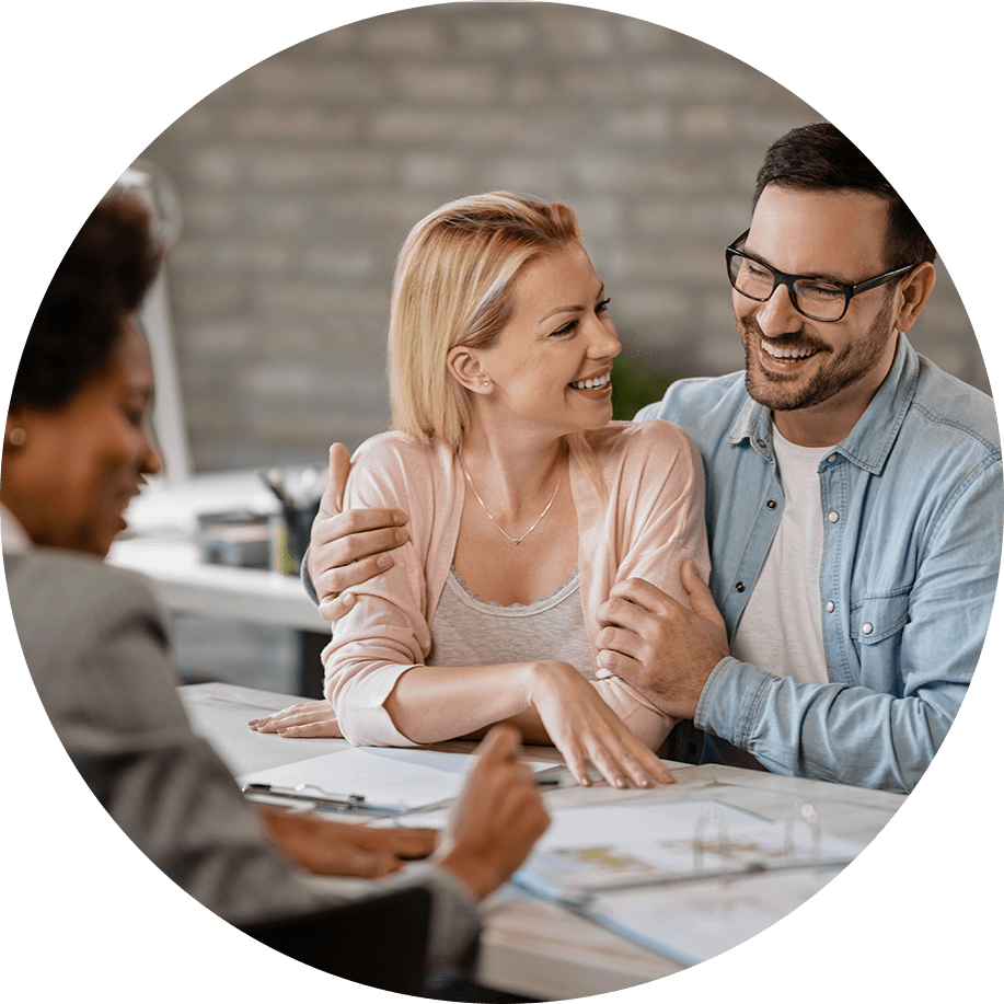 Couple Consults Commercial Mortgage Broker Ontario